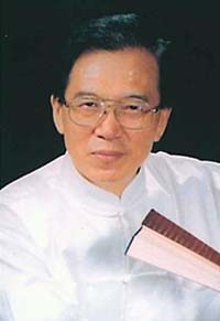 龚一